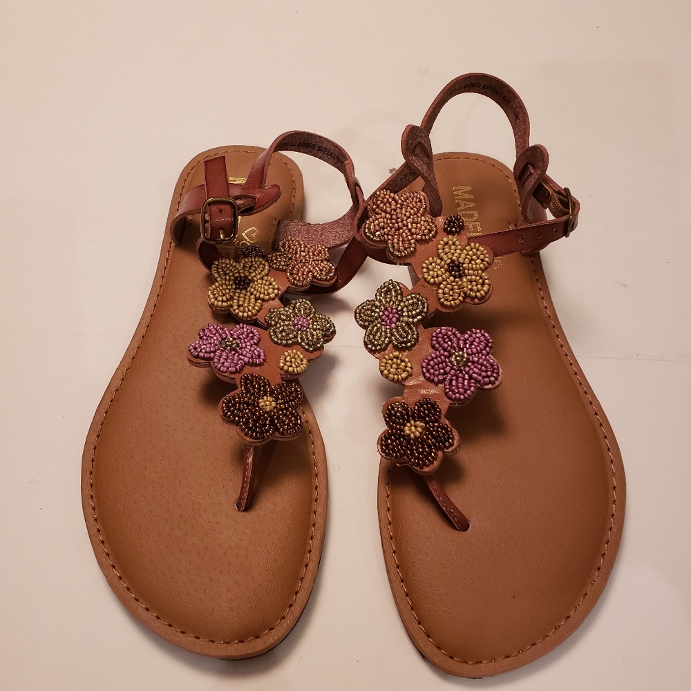 Madeline Girl Multicolor beaded flower sandals size 9 - Picture 9 of 9